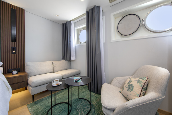 Emerald Waterways - Emerald Harmony - Stateroom _3_.jpg